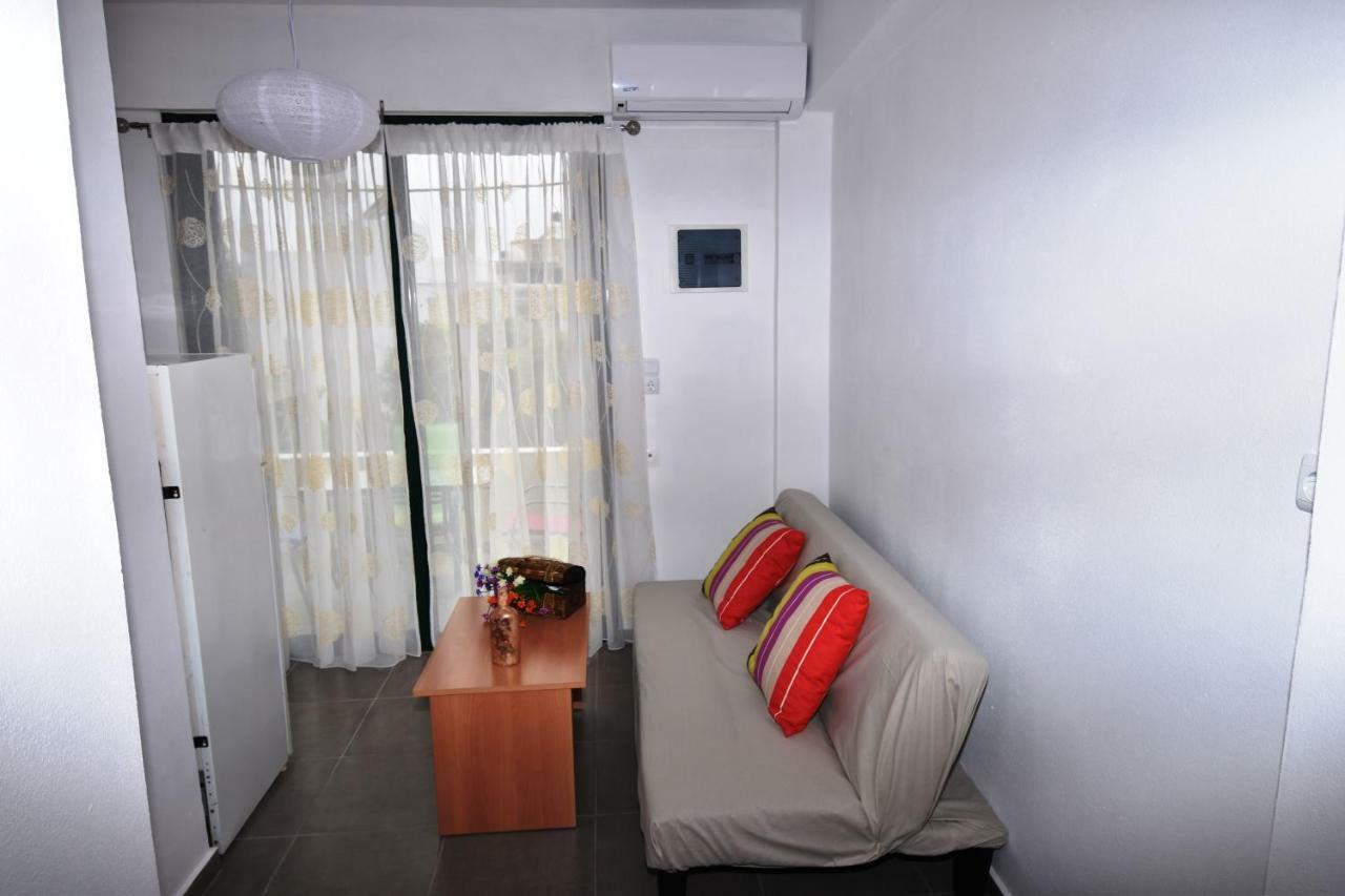 Sunflower Apartments Kalamaki  Esterno foto