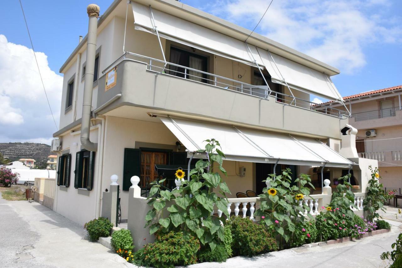 Sunflower Apartments Kalamaki  Esterno foto